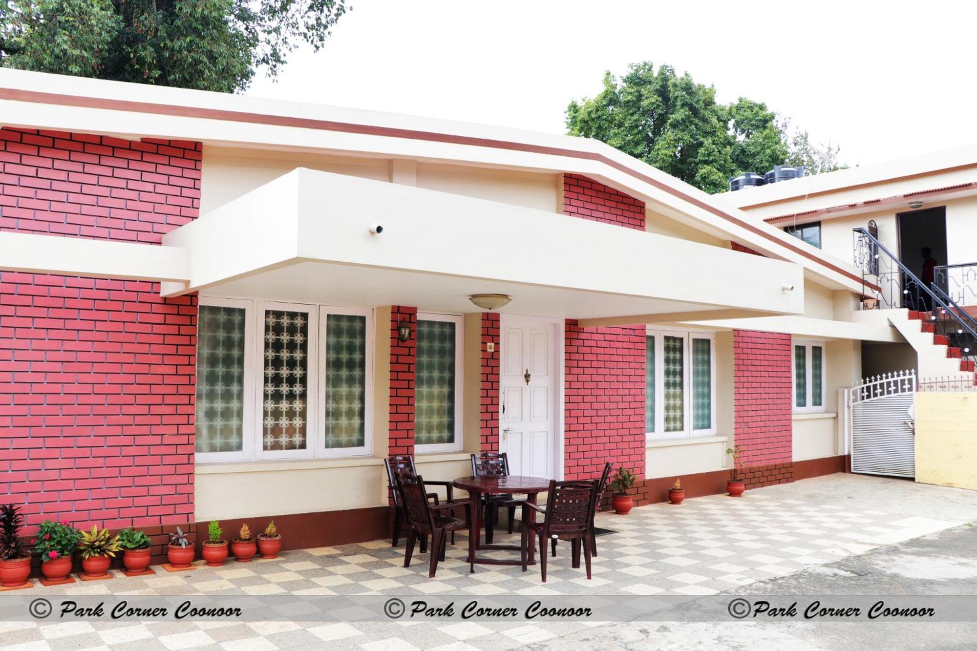 Park Corner Home Stay Кунур Екстер'єр фото