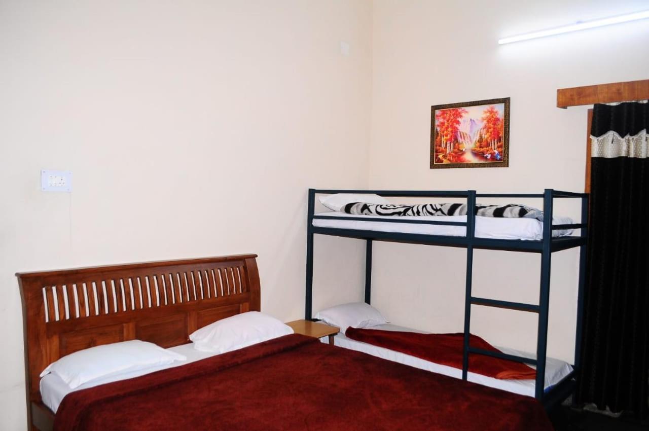 Park Corner Home Stay Кунур Екстер'єр фото