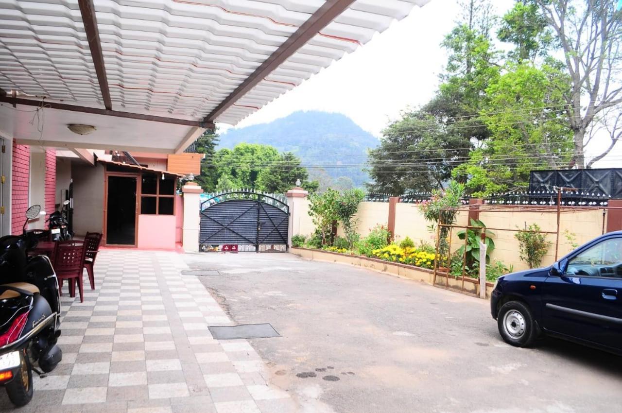 Park Corner Home Stay Кунур Екстер'єр фото