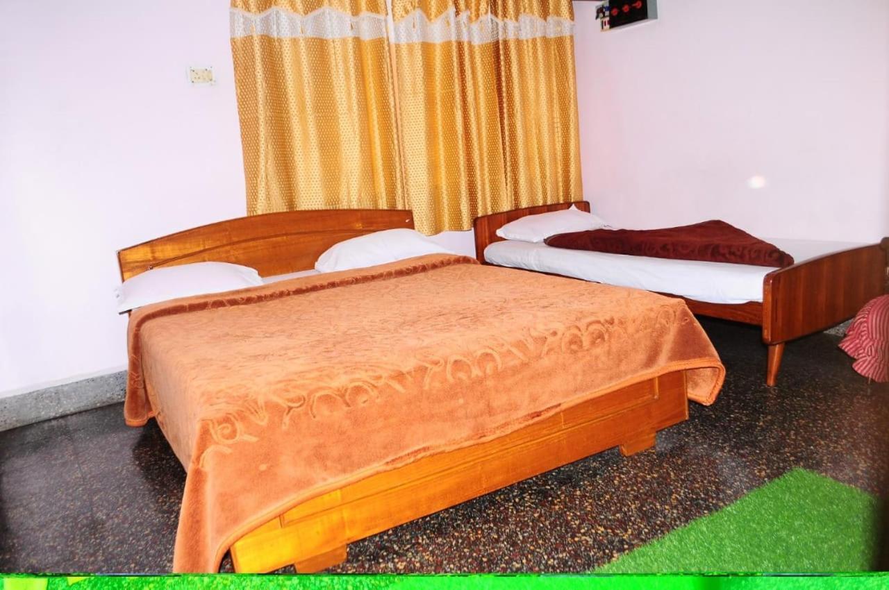 Park Corner Home Stay Кунур Екстер'єр фото