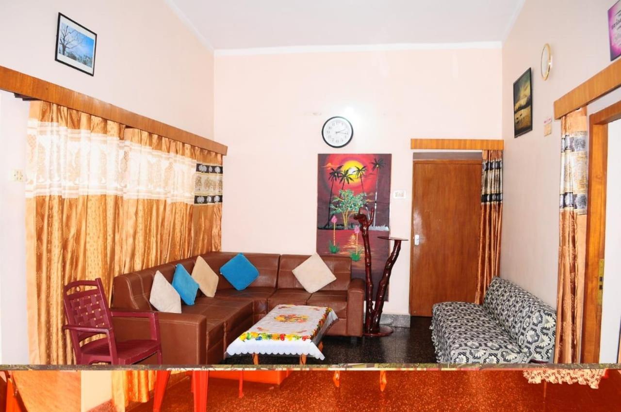 Park Corner Home Stay Кунур Екстер'єр фото