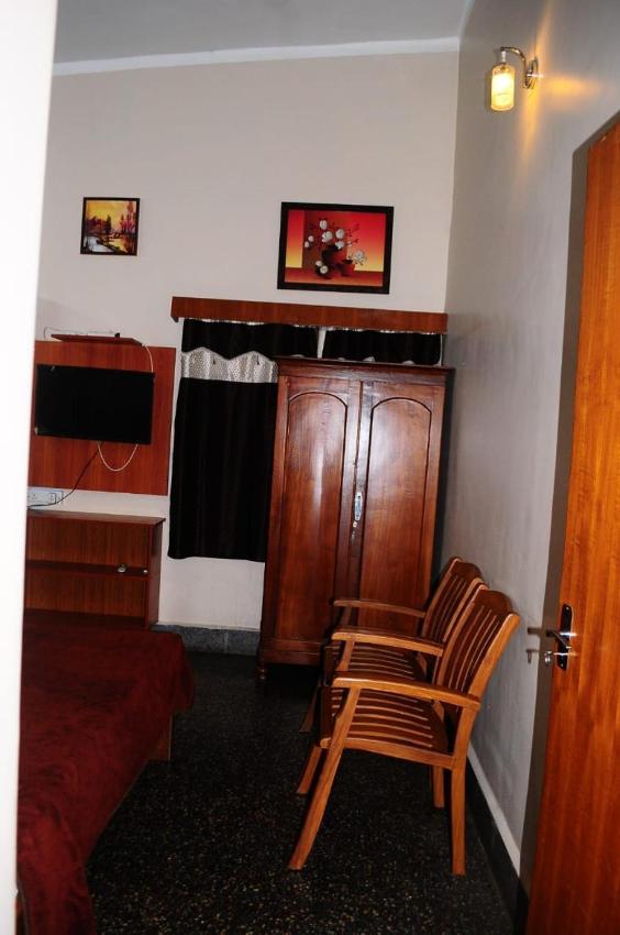 Park Corner Home Stay Кунур Екстер'єр фото
