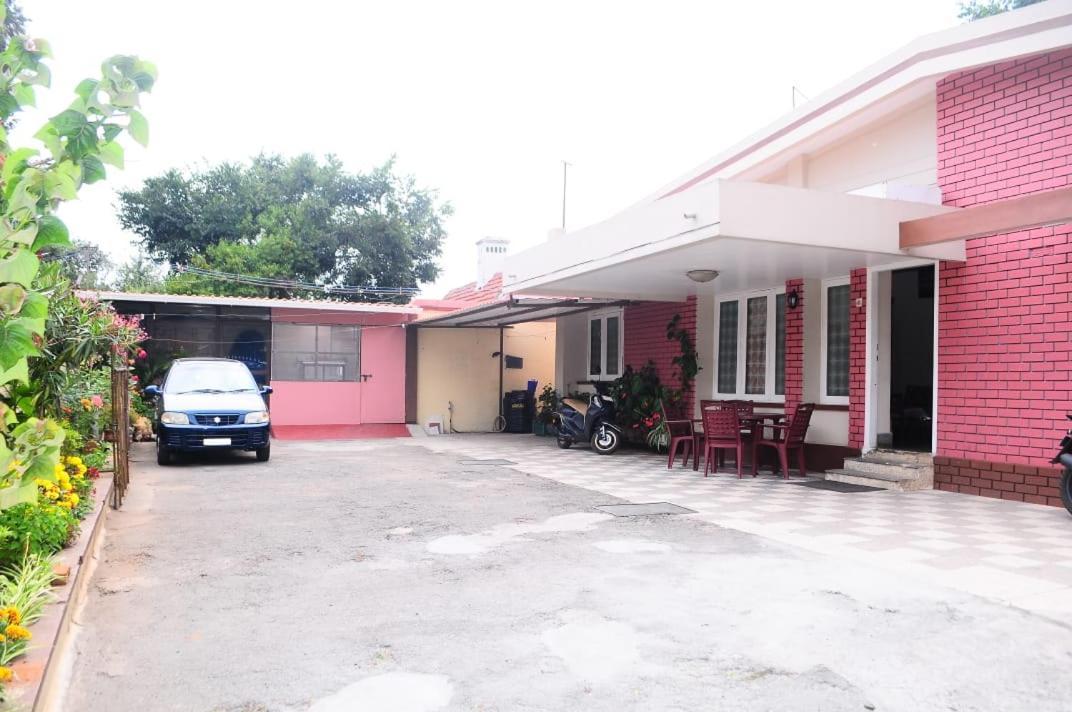 Park Corner Home Stay Кунур Екстер'єр фото