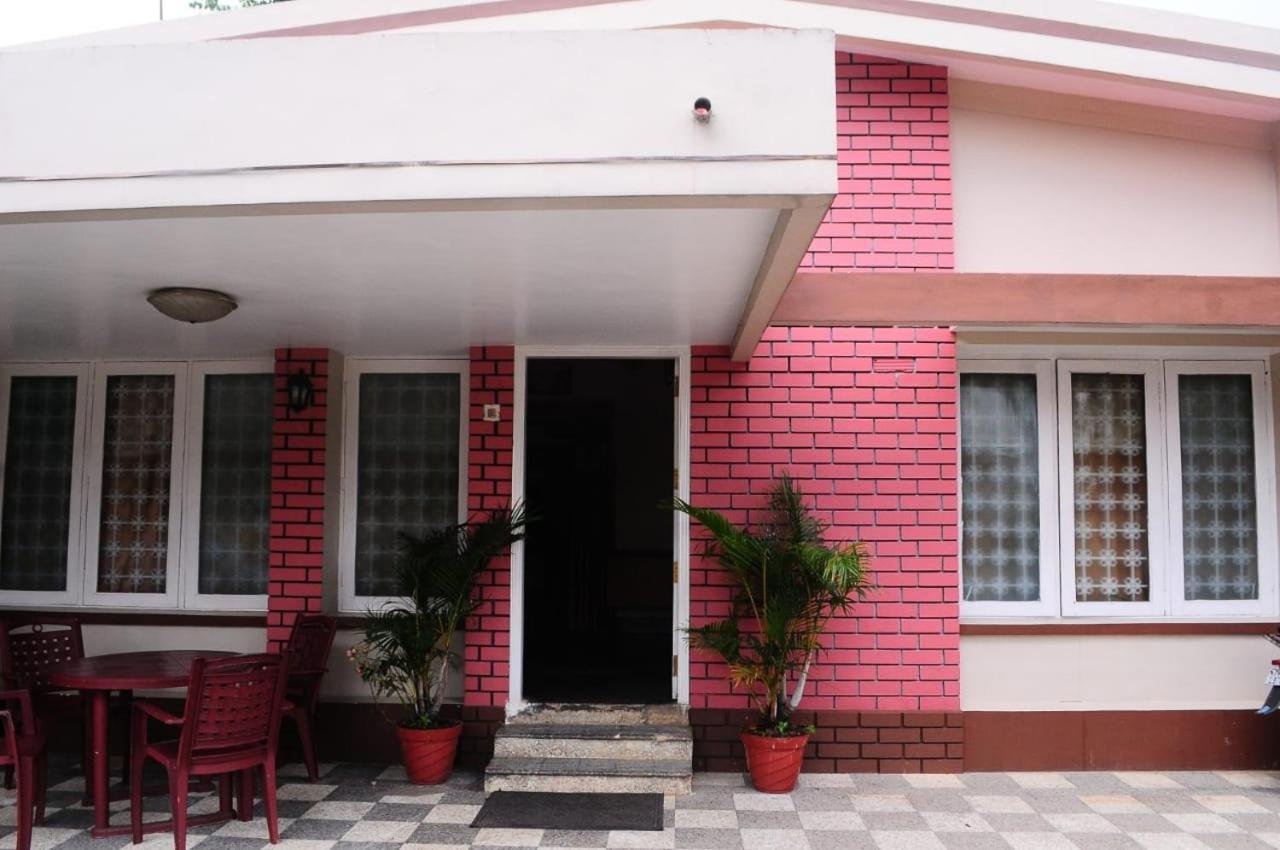 Park Corner Home Stay Кунур Екстер'єр фото