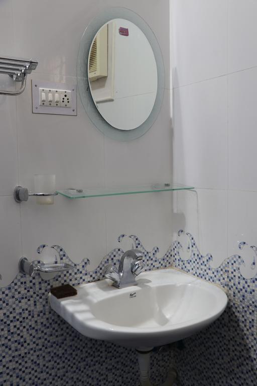 Park Corner Home Stay Кунур Екстер'єр фото