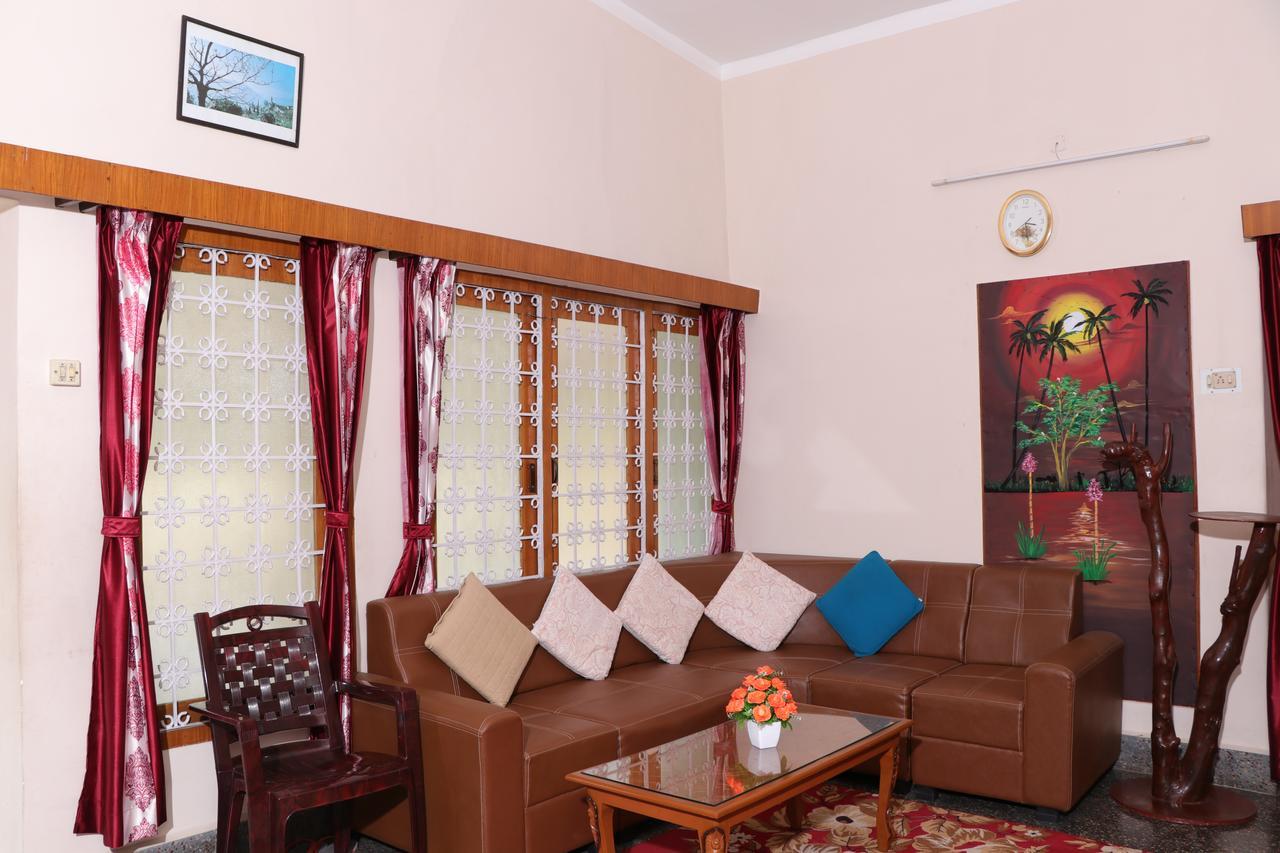 Park Corner Home Stay Кунур Екстер'єр фото